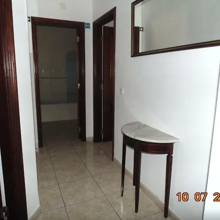Sea Shore Apartament بينيش