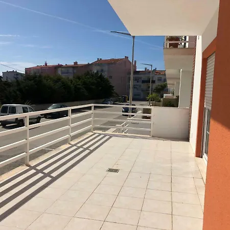 Sea Shore Apartament * بينيش